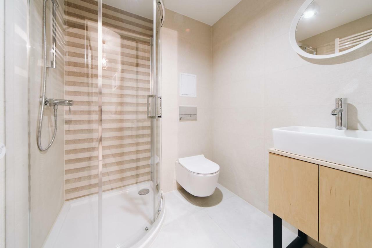 M6 Main Square Stylish One Bedroom Kraków Exteriör bild